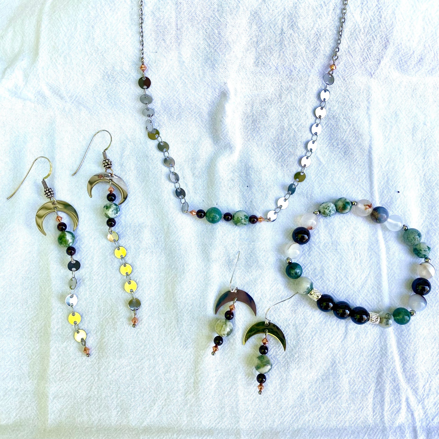 Renewal Bead Bracelet